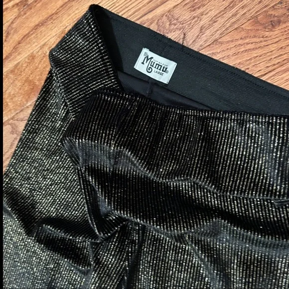 Show Me Your MuMu Black and Gold Flare Pants - Picture 3 of 6